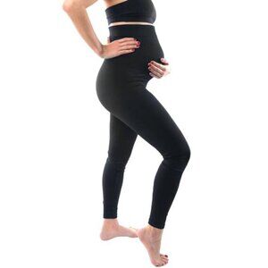 Bump’n Maternity Every Mama Solid Knit Leggings sz Large
